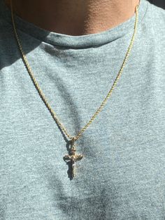 "18kt Gold Filled Cross Charm Necklace Chain Options and Lengths are available below. Chain thickness is between 2-2.5mm. For KIDS: We recommend 16\" For MEN: We recommend 24\" Chain can have a .5\" variation. Please size up if necessary. Top to Bottom: Option 1: Curb Chain Option 2: Rope Chain Option 3: Mariner Link Material: 18 Karat Gold Filled, Hypoallergenic. Tarnish Resistant. Gold-filled does not de-laminate or peel like Gold plated Jewelry nor does it tarnish as readily as silver. Genera Cheap Cross Chain Jewelry, Simple Gold Necklace Men, Cheap Men's Cross Jewelry, Luxury Men's Cross Necklaces, Cheap Metal Cross Necklace, Affordable Men's Cross Jewelry, Luxury Men's Cross Necklace, Cheap Gold Men's Cross Necklace, Cross Jewelry Man