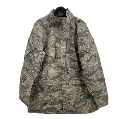 Parka All-Purpose Environmental Camouflage Gore-Tex Gore-Seam Military Hoodie Jacket Size L Long. Pre-Owned But Never Worn. Like-New Condition. Inside Has Pen Markings “Burton”. Features Concealed Hoodie, Full Zip, Pit Vents And Pockets. See Photos For Details. You Will Get Exactly As Pictured! Sold “As Is!”. Materials: 100% Nylon Measurements (Laying Flat): Chest: 23” Length: 29” Tactical Hooded Outerwear With Pockets, Tactical Khaki Windbreaker For Fall, Tactical Windbreaker For Fall Hiking, Utility Windbreaker For Hunting In Fall, Utility Hunting Windbreaker For Fall, Khaki Tactical Winter Outerwear, Combat Style Long Sleeve Outdoor Outerwear, Outdoor Combat Utility Jacket With Long Sleeves, Tactical Outdoor Outerwear For Fall