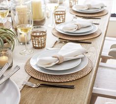 White Dinner Plates Place Settings, Pottery Barn Table Settings, How To Set A Dinner Table, Dining Room Table Tray Decor, Place Settings Everyday Farmhouse, Dining Room Table Place Settings, White Plates Table Setting, Modern Table Setting Everyday, Dining Room Place Settings