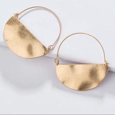 Brand New Women's Gold Hanging Hoop Earrings Genuine 14k Gold Plated Sterling Silver 2" Tall 1 3/4" Across Retail Price $150 Buy With Confidence From A Trusted Seller With A 99%+ Feedback Rating! A0151 (Id-32) Metal Open Circle Hoop Earrings, Modern Metal Open Circle Hoop Earrings, Elegant Semi-circle Metal Earrings, Hammered Hoop Earrings For Party, Elegant Semi-circle Metal Jewelry, Nickel-free Small Hoop Metal Earrings, Gold Semi-circle Metal Earrings, Semi-circle Metal Hoop Earrings, Gold Open Circle Nickel-free Earrings