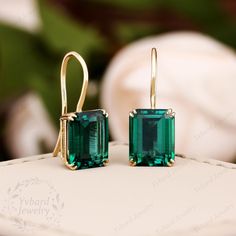 "❤Jewelry Details -Gold Type : Solid 10K Gold / Solid 14K Gold / Solid 18K Gold (Choose One in Material Option) -Center Stone: Lab Created Emerald 8*10mm, Approximately 3.24ct*2pcs Color: Green--- 5A Clarity: VVS Cut: Emerald Cut / 3EX Earring Width: 8mm Earring Length: 18.5mm SKU: YE0057 ❤The link for the same style pendant is https://www.etsy.com/listing/1213553322/810mm-emerald-cut-green-emerald-pendant?click_key=35981e9b503496c0a784e098aa220ab0483f5f23%3A1213553322&click_sum=ec1082a3&ref=shop_home_active_2&pro=1&frs=1&sts=1 ~*-*~Purchase Guarantee: - All our jewelry is handmade, and each process is refined. - 14 Day Refund Guarantee. - All our products are Free Shipping. - Free Gift Box&Packing. ~*-*~Please contact us if you need service: 1. Ring Resizing. 2. Metal Change(PT950/10k/14k Emerald Green Earrings Gold, Emerald Cut Emerald Earrings, Emerald And Gold Earrings, 14k Gold Drop Bridal Earrings As Gift, 14k Gold Bridal Drop Earrings For Gift, 14k Gold Green Earrings With Ear Wire, 14k Gold May Birthstone Drop Earrings, Anniversary Bridal Earrings In Yellow Gold, Anniversary Yellow Gold Bridal Earrings