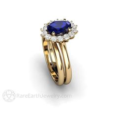 Blue Sapphire Diamond Ring Oval, Gold Ring With Blue Stone, Saffire Engagement Rings, Blue Sapphire Rings Engagement, Sapphire Wedding Ring Set, Sapphire Engagement Ring Halo, Oval Sapphire Engagement Ring, Diana Ring, Earth Jewelry