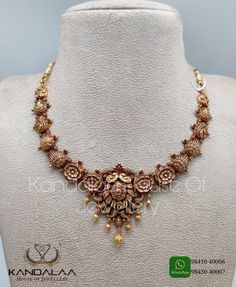 Nakshi Necklace, Necklace Set Indian Bridal Jewelry, Simple Necklace Designs, Indian Wedding Jewelry Sets, Work Necklaces, Neck Pieces Jewelry, Antique Necklaces Design