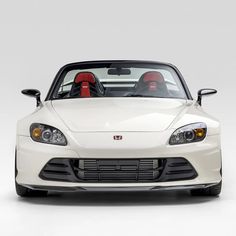 Honda S2000: Engine, Horsepower, 0-60, & Top Speed Honda Type R, Vtec Engine, Smartphone Features, Hydrogen Fuel Cell, Motorcycle Manufacturers, Honda Models, Performance Engines