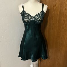 Nwot Victoria’s Secret Emerald Green Satin Slip Dress With Lace Bust And Adjustable Straps Size Medium. Details And Measurements In Pics. Cheap Purple Playwear Dress, Emerald Green Night Dress, Silk Slip Nightgowns, Slip Dress Pajama, Slip Dress Nightgown, Green Spaghetti Strap Night Dress, Green Spaghetti Strap Dress For Night, Elegant Green Night Sleepwear, Elegant Green Sleepwear For Night