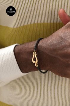 Designed & handcrafted with our finest delicate touch. The great combination of luxury gold and durable steel. This luxury minimalist design is a great addition to your casual and smart-casual outfits. Mens Leather Bracelet, Leather Men, Leather Bracelet