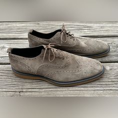 Men’s Burberry Suede Wingtip Oxford Derby Shoes Full Suede Upper Muted Taupe Color Lace Up Leather Insole It Size 44.5, Us Size 11.5 Excellent Condition. Offers Welcome! Semi-formal Suede Wingtip Leather Shoes, Business Suede Wingtip Lace-up Shoes, Suede Brogue Lace-up Shoes For Business, Suede Wingtip Leather Shoes For Business Casual, Suede Wingtip Oxfords For Business, Suede Wingtip Oxfords For Business Casual, Business Casual Plain Toe Oxfords With Suede Lining, Suede Leather Shoes With Brogue Detailing For Business Casual, Semi-formal Suede Wingtip Dress Shoes