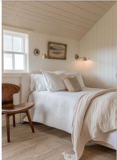 Clean Modern Cottage, Home Decor Ideas Cottage, Cottage Minimalist Bedroom, Minimalist Farmhouse Style, Stylish Minimalist Home, Relaxed Coastal Interior, Cottage Modern House Interior, Minimalist Cottage Bedroom, Minimalist Country Home