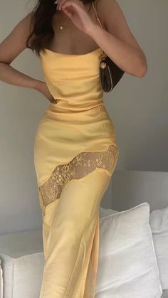 Look Gatsby, Prom Dresses Yellow, Smink Inspiration, Looks Party, Elegant Dresses For Women, Mode Inspo, Evening Dresses Long, Looks Vintage