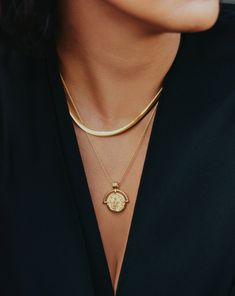 Lucy Williams Medium Engravable Roman Arc Coin Necklace | 18k Gold Plated. Inspired by Ancient Iconography, the Inspiration for this Lucy Williams X Missoma Collection Came After a Trip to Italy. This Design Features an Engravable 18K Gold-Plated Coin Depicting an Ancient Roman Icon, Partially Encased by a Statement Roman Arc. Layer for Less When Bought as a Set Lucy Williams Roman Coin Malachite Necklace Set. Please Note: Engraving Items May Take 2 Working Days to Process. Pendant Metal: 18K Gold Plated on Brass Pendant Dimensions: 22mm X 27 mm Chain Metal: 18K Gold Vermeil on Sterling Silver Medium Rope Chain: Total Length 500mm with Continuous Extensions from 460mm - 500mm Weight: 7g Product Code: Rc-G-N8-Ns-Ch5-R Lucy Williams, Silver Coin Necklace, Malachite Necklace, Gold And Silver Coins, Trip To Italy, Roman Coins, Coin Necklace, Brass Pendant, Silver Coins