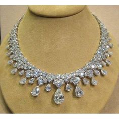 70.00 Ct Sparkling F Vvs1 Diamonds Ladies Necklace White Gold 14K Necklace Diamond Necklace Simple, Diamond Necklace Designs, Simple Diamonds, Expensive Jewelry, A Necklace, Gorgeous Jewelry, Diamond Pendant Necklace, Stunning Jewellery, Dream Jewelry