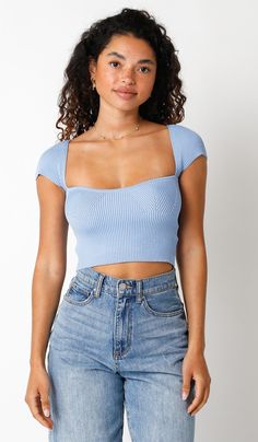 Sweater top short sleeves runs tts Blue Crop Top Outfit, Crop Top Outfit, Cap Sleeve Sweater, Light Blue Top, Blue Crop Top, Top Outfit, Sweater Crop, Pink Boho, Crop Top Sweater