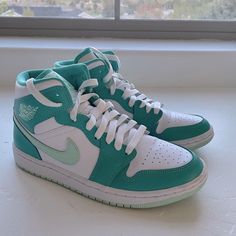 Woman’s Nike Marine Green Jordan 1s Size 7.5 Worn 3 Times Nothing Wrong With Them I Just Don’t Wear Them Nike Shoes Woman, Green Jordans, Jordan 1s, Nike Shoes Women, Shoes Woman, Just Don, Christmas List, Womens Shoes Sneakers, Nike Shoes