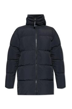 The Canada Goose Lawrence puffer instantly elevates any cold-weather outfit with its sleek black design and ultra-warm 900 fill power down insulation. Water-resistant and windproof fabric protects you from outdoor elements so you can focus on creating the perfect Instagram posts from the slopes. Two fleece-lined zip pockets hold all your essentials. Wear this iconic puffer jacket from the streets of Montreal to your next adventure with confidence you'll stay cozy warm in any conditions. Cold Weather Outfit, Goose Sneakers, Heeled Rain Boots, High Heel Rain Boots, Z Logo, Of Montreal, Backpack Tote Bag, Black Design, Canada Goose