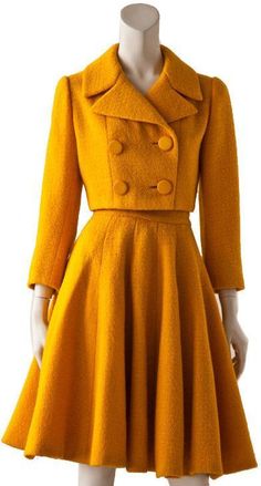 Norman Norell, Fashion 1960s, Dress And Jacket, 1960s Fashion, Fashion Board, Moda Vintage, Mode Inspo, 60s Fashion, Mode Vintage