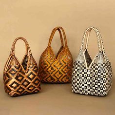 wicker basket bins Hand Woven Baskets Free Pattern, Vegetable Juices, Crochet Shoulder Bags, Indigenous Women, Basket Case, Decorative Baskets, Decorative Basket, Wicker Bags, Hand Woven Baskets