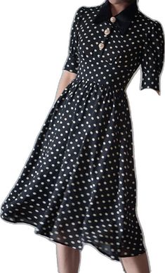 夜会服姿の水玉レトロワンピース Chic A-line Polka Dot Dress, Retro V-neck Polka Dot Dress, Retro Polka Dot V-neck Dress, Retro Black Fit And Flare Dress, Fitted 1950s Style Polka Dot Dress, Fitted Polka Dot Dress In 1950s Style, Vintage V-neck Polka Dot Dress, Retro Polka Dot Dresses For Party, 1950s Style Polka Dot Dresses For Spring