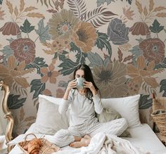 Bohemian Style Anemone Floral Bouquet Wallpaper Mural Bouquet Wallpaper, Soft Flowers, Shabby Chic Boho, Anemone Flower, Vintage Soft, More Wallpaper, Dark Floral, Room Wallpaper, Wallpaper Mural