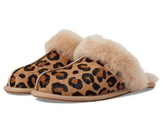 UGG Scuffette II Water-Resistant Slipper - Women's Slippers : Natural 1 : The UGG&,#174, is a wonderful house or travel slipper with minimal, yet plush styling. Silkee suede uppers with a plush sheepskin collar. Center seam at vamp with a round toe. Easy slip-on style slipper. Soft and plush sheepskin linings. Soft 17mm sheepskin insole. Durable molded rubber outsole is suitable for indoor and light outdoor use. Please Note: Slight dye transfer may occur with darker colored sheepskin during firs Winter Slip-on Slippers With Faux Fur Trim, Cozy Shearling Slip-on Slippers, Shearling Slip-on Slippers With Faux Fur Lining, Sheepskin Slip-on Slippers For Fall, Indoor Shearling Slippers With Faux Fur Lining, Casual Shearling Slippers For Fall, Casual Sheepskin Slippers For Fall, Ugg Scuffette Slippers, Ultra Mini Boots