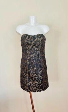 Vintage French Kookai mini dress. Very good condition and high quality Material: Zakard Size: 38, S, length - 67 cm Thanks for visiting! Kookai Dress, Bohemian Dress, Retro Dress, Dress Clothes For Women, Festival Season, French Vintage, Favorite Outfit, Art Collection, Dress Outfits