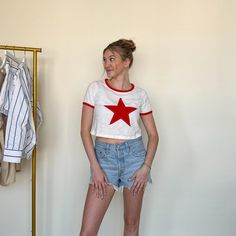 Casual Summer Tops With Star Logo, Crew Neck Tops With Star Logo For Summer, Casual Tops With Star Logo And Relaxed Fit, Casual White Top With Star Patch, White Casual Top With Star Patch, White Summer Tops With Star Logo, Relaxed Fit Short Sleeve Tops With Star Logo, White Cotton Tops With Star Patch, Red Star Print Top For Summer