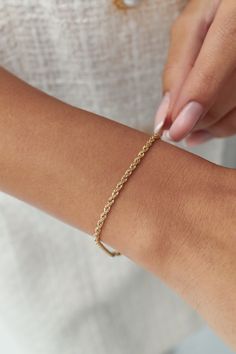 14k Real Gold Rope Chain Bracelet, 2.3 mm Rope Chain, Twisted Chain Bracelet, Men, Woman Stacking Bracelet, Diamond Cut Bracelet Material: Gold Karat: 14 K (585) Weight : 1,3 Gr Perfect piece for every day look that can be used alone.Bracelet Includes a lobster clasp to uphold strength and comfort. This bracelet is made with real 14k gold and is stamped with the appropriate 14k metal stamp 585. The perfect birthday or holiday (Valentines Day, Hanukah, Christmas, Mothers Day...etc.) gift! Feel Free to connect with us via social media PIN IT PINTEREST FOLLOW on INSTAGRAM - @fiemma  LIKE IT on FACEBOOK - @fiemmajewellery Want to Check Out More from Our Sections FİEMMA http://www.etsy.me/3ukWhje Gold Rings http://www.etsy.me/39E9NGS Gold Necklaces http://www.etsy.me/31NdjtO Gold Bracelets http Rope Chain Bracelet Gold, Classic Gold Rope Chain Bracelet As Gift, Classic Gold Rope Chain Bracelet For Gift, Classic Rope Chain Bracelets As Gift, Everyday Yellow Gold Rope Chain Bracelet, Rope Chain Link Bracelet Gift, Rope Chain Link Bracelet As Gift, Classic Rope Chain Bracelet, 14k Gold Rope Chain Bracelet As Gift