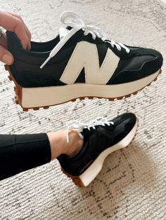 Black 327 New Balance, Fall 23 Boots, Shoes That Go With Everything Sneakers, New Balance Trendy Shoes, New Balance Womens Sneakers, Black Fashion Sneakers Women, Black Casual Shoes Women, Fall Women’s Shoes, Black Womens Sneakers