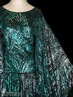 Halston Sequined Dress Kimono Angel Wing Sleeve Green Silver - Etsy Stevie Nicks Style, Dancing Party, Dress Kimono, Daisy Jones, Hanky Hem, Sequined Dress, Hem Skirt, Stevie Nicks, Kimono Dress