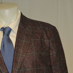 Elegant Tweed Sport Coat For Semi-formal Occasions, Elegant Tweed Sport Coat For Semi-formal, Elegant Semi-formal Tweed Sport Coat, Luxury Brown Tweed Jacket For Formal Occasions, Elegant Fitted Tweed Sport Coat, Bespoke Semi-formal Fall Suits, Elegant Brown Semi-formal Sport Coat, Designer Formal Tweed Jacket For Fall, Designer Tweed Jacket For Formal Fall Occasions