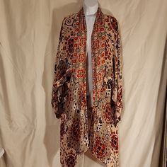 Free People Kimono. Nwt Free People Little Wing Kimono Color: Natural Combo Boho Floral Print Size: Standard Free People Kimono, Red Kimono, Bohemian Clothing, Fashion Boho, Dusters, Boho Kimono, Bohemian Clothes, Boho Floral, Ladies Fashion