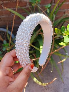 This is a Handmade Pearl Headband.  easy to wear. Our handmade pearl hairband are  made of pearl which is shiny and in white color.  price varies according to size. it is use for bridal and any other occasion. White Pearl Headband, Bridal Headband Pearl, Beaded Hairband, Pearl Hairband, Headband Pearl, Women Headband, Headband White, Handmade Headband, Headband Bridal