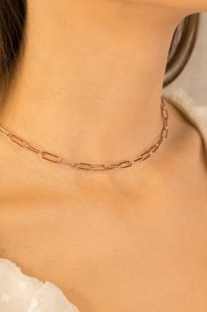 Description : Grab attention with the simple elegance of this link necklace. This minimalist necklace will rest comfortably on your neck and bring an extra touch of style to your different outfits. Product informations : ● 18k Rose Gold plated - Stainless steel 316L● Waterproof● Necklace size adjustable between 40cm and 45cm in length ● 1mm in thickness of the chain Delivery : Free Worldwide Shipping is included in the price. Chic Rose Gold Chain Necklace With Delicate Chain, Chic Adjustable Rose Gold Chain Necklace, Trendy Rose Gold Delicate Chain Necklace, Minimalist Rose Gold Chain Link Necklace, Rose Gold Link Necklace With Clavicle Chain, Trendy Adjustable Rose Gold Chain Necklace, Trendy Rose Gold Adjustable Chain Necklace, Trendy Rose Gold Chain Necklace With Adjustable Chain, Trendy Rose Gold Chain Choker Necklace