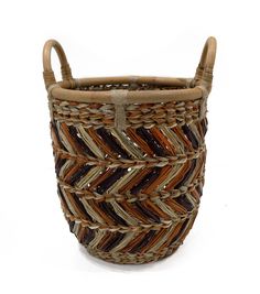 a woven basket with handles on it