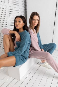 This two color pink and blue combination loungewear set feels solid and stylish, on the hoodie chest you will find embroidered SofaKiller logo. Take your loungewear to the next level with Sofa Killer - and if you're feeling adventurous, mix & match it with another set! The bottoms have two option in shorts and pants, both with pockets so that your important stuff doesn't fall out during a chilling session, and the top has a huge pocket for carrying anything you need - like a few small puppie Women Lounge Wear, Womens Onesie, Cozy Clothing, Women Loungewear, Adult Onesie Pajamas, Blue Combination, Cotton Loungewear, Onesie Pajamas, Cotton Jumpsuit