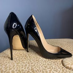 Gorgeous Brand New! Black Patent Stiletto High Heel. 4.5.” Pure Runway Bliss! Size 8. Runs Small More Like A 7.5. Black Leather Heels With 4-inch Heel, Black Calf Leather Heels With 4-inch Heel, Luxury Black Heels With 4-inch Heel, Luxury Black Slingback Pumps With 4-inch Heel, Black Evening Pump With 4-inch Heel, High Heels Stilettos, New Black, High Heel, High Heels