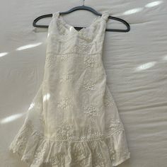 Brand New, Never Worn, Tag Still Attatched White Italian Dress, Cute Short White Dress, White Sunday Dress, Short White Boho Dress, Cute Vintage Dresses, Sunday Fits, White Layered Dress, Poshmark Dresses, Boho Chic Aesthetic