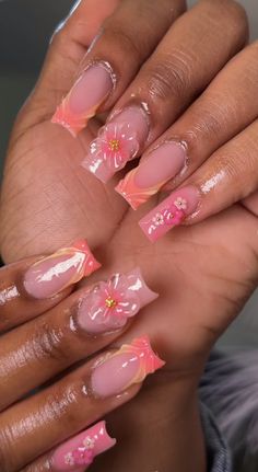 M On Nails, Holiday Nail Inspo Summer, Pink Nails Design Ideas, Romantic Nails, Glow Nails