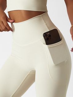 PRODUCT FEATURES: Air cloud super soft fabric. breathable & skin-friendly. Scrunch hipline. Large side phone pocket. Breathable.? quick-dry. moisture absorption. Wear-tested by our in-house team for the perfect fit. FABRICATION: 78% Nylon 22% Spandex Sweat-wicking technology that can remove moisture from your body PANT?LENGTH: S?- 86cm (33.9inch) M?- 87cm (34.3inch) L?- 88cm (34.7inch) XL?- 89cm (35.1inch) Custom Sportswear, Body Skirt, High Waist Yoga Pants, Black Swimwear, Clothing Manufacturer, High Waist Bottoms, Pocket Leggings, Maxi Dresses Casual, Running Workouts