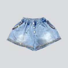 Slouchy rhinestone women's denim shorts online—incredible jean shorts from the 2023 Summer Collection. Immerse yourself in the nostalgic charm of the Y2k denim flair. This sought-after fashion style enhances your look with sophistication and a hint of the past, ensuring you remain in the spotlight.Embellished denim is a stylish and stylish way to add a one-of-a-kind touch to any outfit. It is the perfect way to spruce up a simple item of clothing and improve your trend to the next level. Decorat Women Denim Shorts, Embroidered Denim Jacket, Y2k Denim, Embellished Denim, Urban Street Style, Jeans For Short Women, Embroidered Denim, Denim Shorts Women, Fashion Today