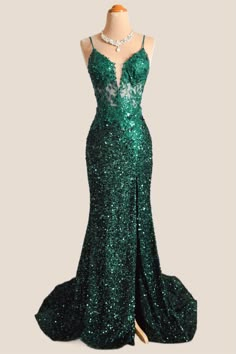 Emerald Green Homecoming Dresses Long, Emerald Green Prom Dress Long Mermaid, Emerald Green Prom Dress Long Sparkly, Sparkly Green Prom Dress, Green Prom Dresses Mermaid, Emerald Green Homecoming, Emerald Green Prom Dresses, Emerald Prom Dress, Green Mermaid Prom Dress