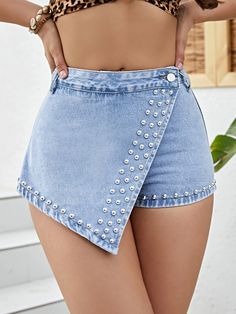 Olivia Mark - Stylish and Comfortable Slim Fit Denim Shorts Women Beach Outfits, Rok Mini, Moda Denim, Denim Skort, Short Women Fashion, Denim Patterns, Summer Jeans, Slim Denim, Costume Intero