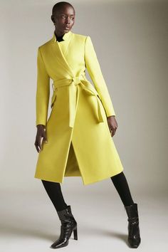 Designer Coats For Women, Luxe Design, Monochromatic Outfit, Coat Trends, Soft Tailoring, Coat Outfit, Women Coats, Belted Coat