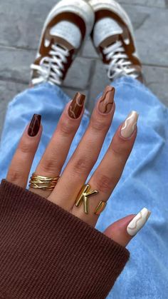 Summer Nails Inspo Ideas Ongles Beiges, Brown Acrylic Nails, Nail Art For Beginners, Smink Inspiration, Colorful Nails, Thanksgiving Nails, Nagel Inspo, Brown Nails, Short Acrylic Nails