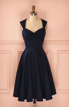 A Line Knee-Length Satin Homecoming Dresses Banquet Attire, Vintage Homecoming Dresses, Dresses A Line, Satin Homecoming Dress, Satin Short, A Line Shorts, Short Homecoming Dress, Dress Satin, Hoco Dresses