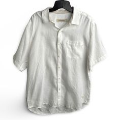 Get Casual With The Tommy Bahama 100% Linen Shirt. This Shirt, Which Is New Without Tags, Combines Classic Design With Modern Comfort. Wear It As A Beach Shirt, (Or Beach Wedding Shirt!) Boat Shirt, Fishing Shirt, White Party Shirt, Or Even A Dinner Shirt. Nwot: Brand New! (Without Tags) Product Features: - Size: Men's Medium (M - Color: White With Embroidered Edge Hemming - Made Of 100% Linen For A Lightweight And Breathable Feel. - Traditional Camp Collar For A Relaxed Look. - Square Chest Poc Vacation Shirt With Spread Collar And Pockets, White Unstructured Casual Camp Shirt, White Short Sleeve Shirt With Camp Collar And Pockets, White Casual Shirt With Camp Collar, White Short Sleeve Shirt With Pockets And Camp Collar, White Relaxed Fit Camp Shirt With Pockets, White Collared Beach Shirt, White Short Sleeve Beach Shirt With Pockets, White Short Sleeve Shirt With Pockets For Beach