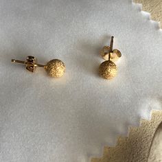 14k Yellow Gold Pav Ball Earrings - Nwot. Perfect Jewelry Staple, These Petite 0.75cm Round Earrings Have A Pav Finish, With Post/Clutch Closure. 0.5grams Of 14k Yellow Gold. Comes In Microfiber Jewelry Pouch With Cleaning Cloth. Gold-plated Cluster Earrings For Anniversary, Gold Hallmarked Cluster Earrings, Classic Yellow Gold Cluster Earrings For Gift, Gold Cluster Earrings For Formal Occasions, Hypoallergenic Yellow Gold Anniversary Earrings, 14k Gold Cluster Earrings For Gift, Gold Cluster Earrings In Sterling Silver For Anniversary, 14k Gold Pierced Cluster Earrings As Gift, Gold Sterling Silver Cluster Earrings For Anniversary