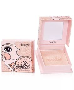 Benefit Cosmetics - Cookie Box O' Powder Highlighter Benefit Cookie, Benefit Highlighter, Koleksi Makeup, Makeup Sephora, Golden Pearl, Pearl Powder, Powder Highlighter, Color Champagne