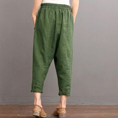 Green Linen pants summer crop pants elastic WaistThis dress is made of cotton linen fabric, soft and breathy, suitable for summer, so loose dresses to make you comfortable all the time.Measurement: One Size: Waist 74cm / 28.86" (elastic to larger size) length 82cm / 31.98"Hip116cm / 45.24"Materials used: Cotton, linenPayment: We accept payment by paypal and credit card. if you would like to pay by credit card, please choose payment by paypal, and follow the guide. Paypal allows payment by credit Linens Pants, Green Linen Pants, Thailand Fashion, Dresses To Make, Linen Design, Plus Size Patterns, Loose Dresses, Drop Crotch Pants, Summer Wardrobe Essentials