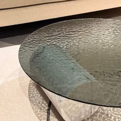 Add sophistication to your living area with this fused glass and marble coffee table, combining elegance and functionality. Perfect for modern Singapore interiors! 🪞✨ 🔎 Modern Fused Glass Coffee Table VERRE PARTICULIER MARBLE / $379 🔎 View here: https://lofthome.com/products/fused-glass-coffee-table-verre-particulier-marble #SingaporeLiving #SGHomeDecor #CoffeeTableSG #ModernDesignSG #GlassFurnitureSG #ChicLivingSG #FurnitureFindsSG #StylishSG #HomeInspoSG #MarbleDesign Marble Coffee Table, Glass Top Table, Glass Coffee Table, Marble Design, Glass Table, Fused Glass, Living Area, Singapore, Table Top