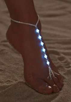 Beautiful, glow in the dark beaded anklet.  Complete your style with a pair of one of our stunning beach trousers and bright blazers.  Please allow up to 21 working days for the delivery of this item. In most cases delivery will be quicker. Bijoux Piercing Septum, Beaded Foot Jewelry, Ibiza Party, Ankle Jewelry, Eu Countries, Jewelry Fashion Trends, Toe Ring, Foot Jewelry, Ankle Bracelet